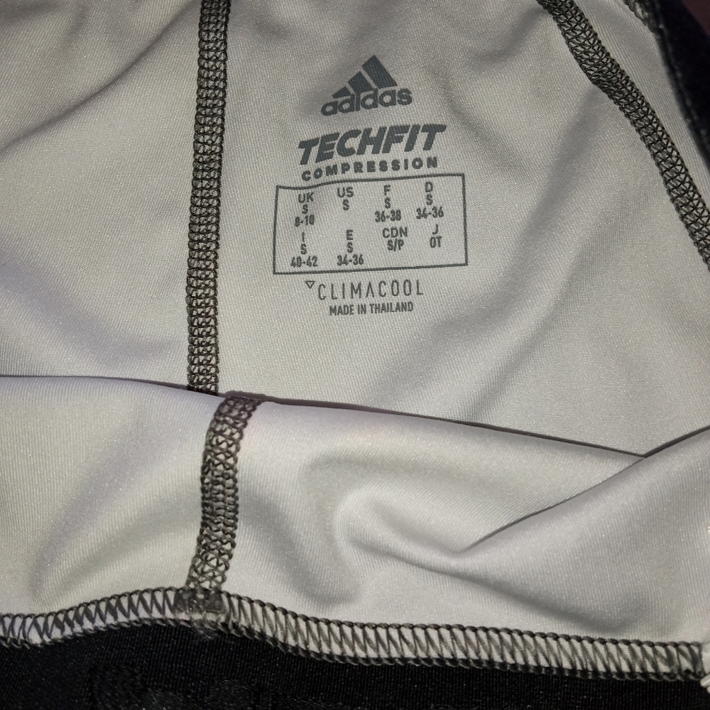 Athletic pants
